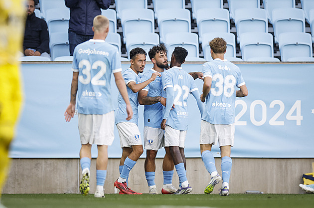 Malmö - Olomouc 3:0, škola při návratu do Evropy. Domácí skórovali z rohu i z penalty