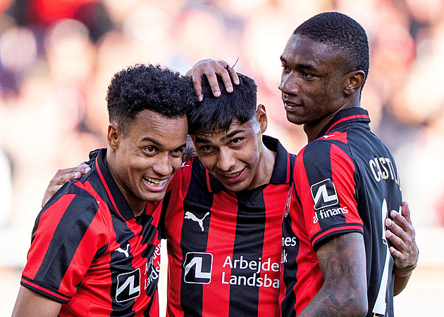Midtjylland má po vysoké výhře blízko do skupinové fáze Evropské ligy