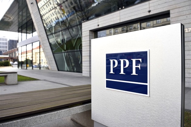 Zisk PPF klesl o polovinu. Skupina loni prodala část aktiv mimo Česko