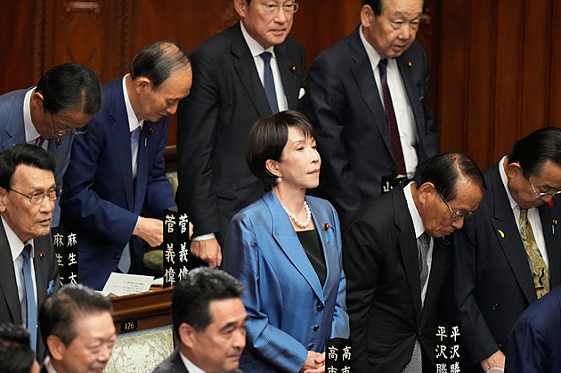 „Železná lady“ Sanae Takaičiová se stane první premiérkou v historii Japonska