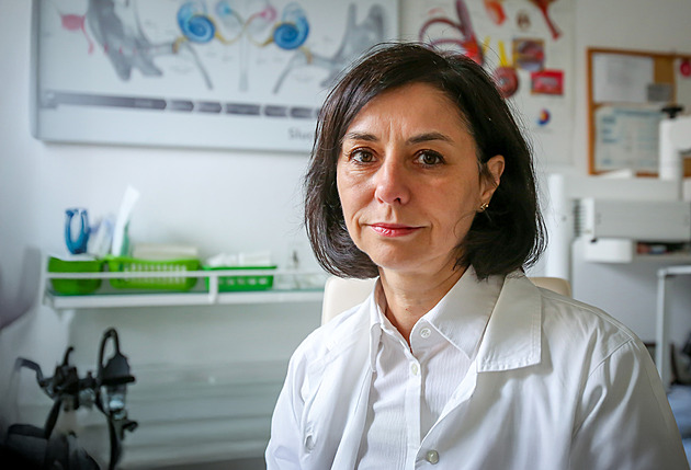Ušní svíce nedoporučuji, vosk v bubínkové dutině nechcete, varuje lékařka