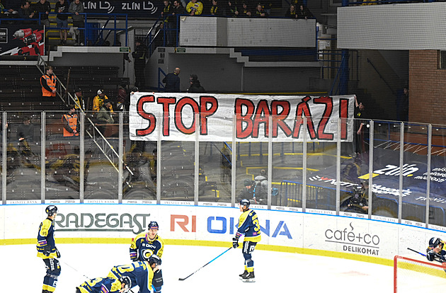 Prvoligové kluby vyzvaly „arogantní“ APK: Debatě o baráži se nevyhýbejte