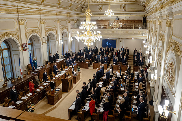 Poslanci si rozdělí výbory. Nová koalice řeší, že chybí miliardy pro školství