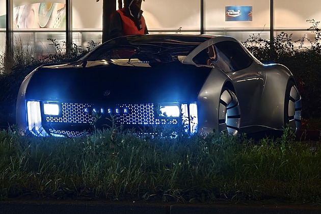 Záhadný vůz budoucnosti zamotal hlavu i umělé inteligenci. Víme, co je zač