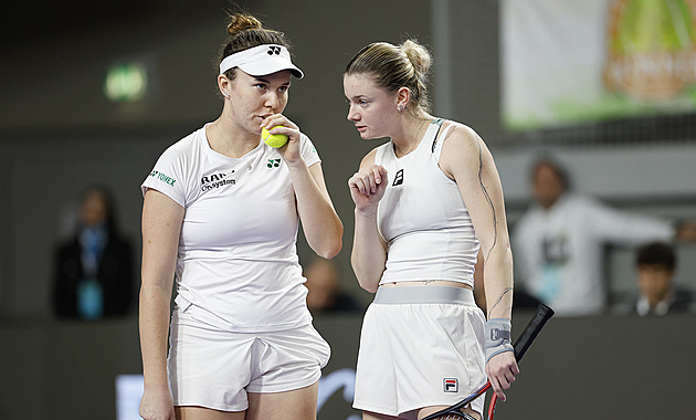 Tenis ONLINE: Nosková srovnala, v deblu s Havlíčkovou se jim ve druhém setu nedaří