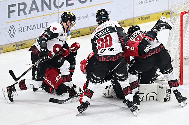 ONLINE: Sparta vede v Hradci, Kometa na Kladně, Boleslav v Budějovicích