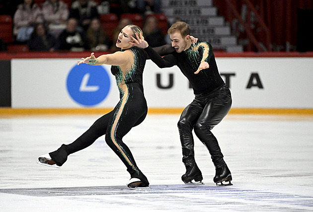 Krasobruslařům Taschlerovým volný tanec nevyšel. Ve Finsku klesli na osmé místo