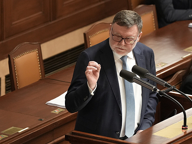 Neporušíme zákon, říká Stanjura. Vláda se radila ohledně vráceného rozpočtu