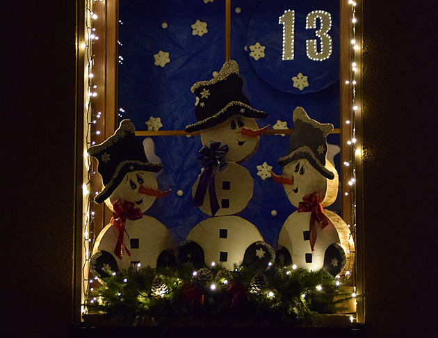 Nová tradice. Obce se v adventním období proměňují v živý svítící kalendář