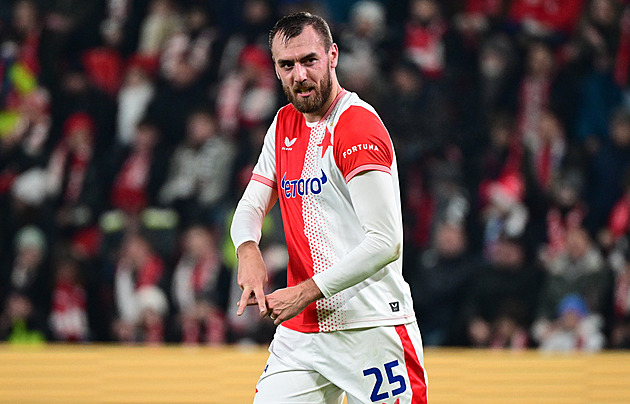 ONLINE: Slavia - Slovácko 2:0, třetí gól neplatí. VAR usvědčil Chorého z ofsajdu