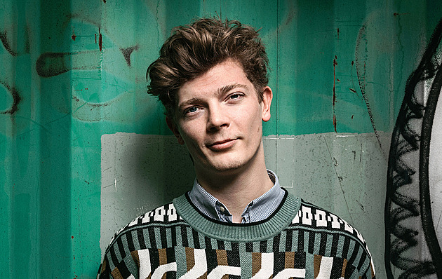 Psychologické role se na mě podepisují, mé okolí tím často trpí, říká Petr Uhlík