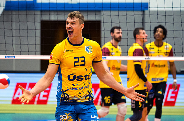 Jen do toho třískat a bavit se. Lank si užívá novou roli, Kanaďany zmátl ironií