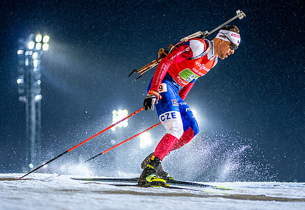 Biatlon ONLINE: Vytrvalostní závod mužů. Krčmář i Mareček zahajují s chybou