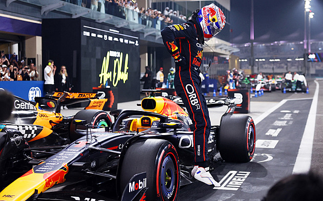 Verstappen dál tlačí na McLaren. V Abú Zabí vyhrál kvalifikaci, Norris dojel druhý