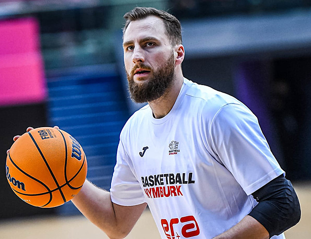 ONLINE: Nymburku uniká výhra, Sabah zůstává i po třech čtvrtinách v trháku