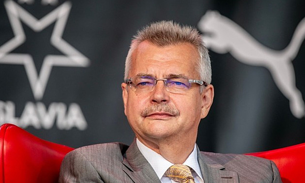 Mých deset let ve Slavii. Z charity se stal miliardový byznys, říká Tvrdík