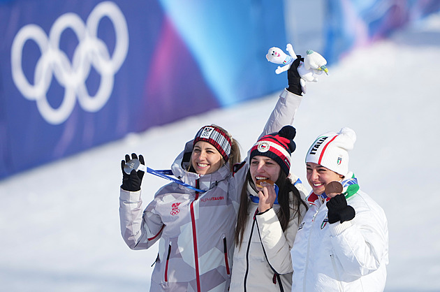 2. den ZOH ONLINE: Šokující zlato Maděrové, v akci je rychlobruslař Jílek