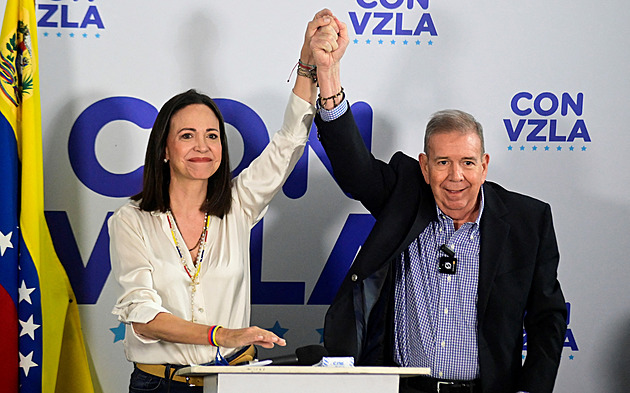 Venezuela propustila desítky politických vězňů, jednoho vzápětí znovu zatkla