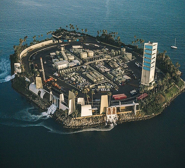 Lež přímo před zraky turistů. Ostrovy Astronautů jsou jen líbivá kamufláž