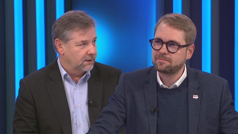 Brát ruskou ropu? Nic jiného nám nezbude, řekl Koten. Jste trojský kůň Ruska, reagoval Havel