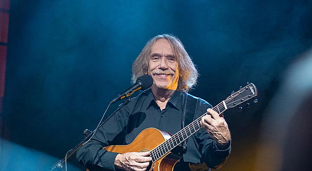 Prachař, Smutná nebo Špalková. Pod žižkovskou věží letos zahraje i Nohavica