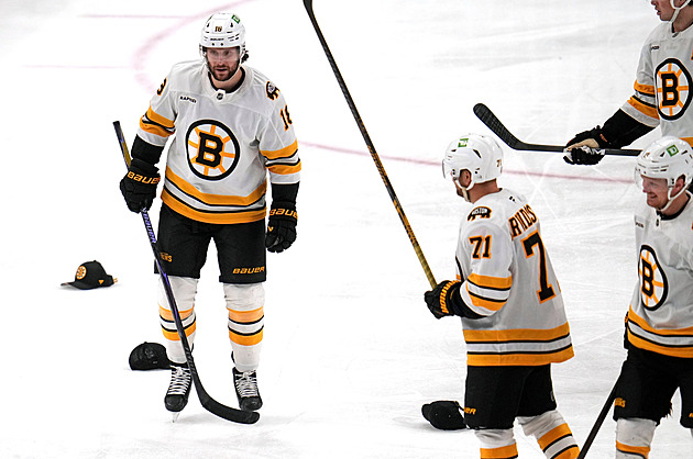 Zmařené plány, pak životní forma. Zacha tlačí Boston k nečekanému úspěchu