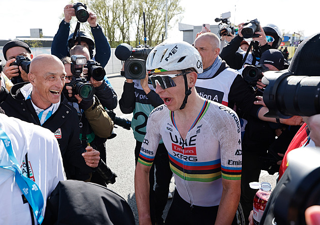 Copak měli Pogačara a spol. vyloučit? Na přejezdech kdysi došlo na mnohé skandály