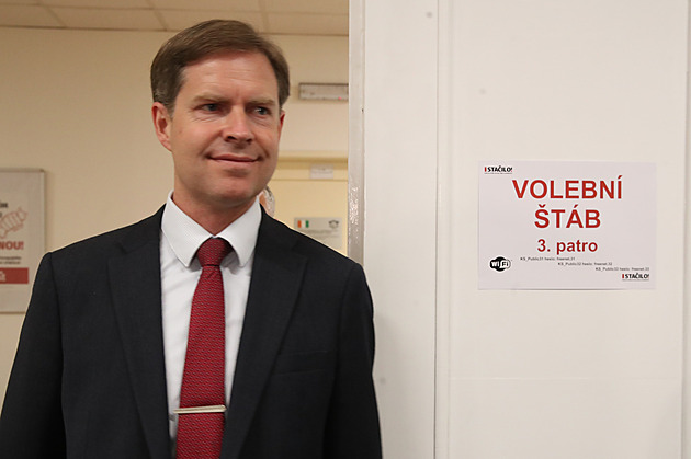 Dostál ze Stačilo! letos nepoletí do Moskvy na oslavy, Foldyna by pozvání přijal