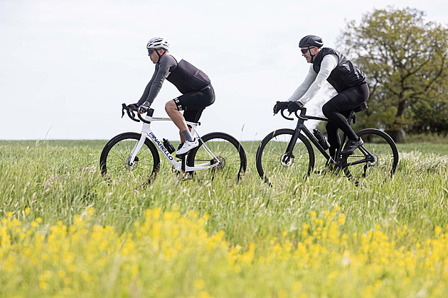 Jak dal van der Poel za pravdu Štybarovi. Vyjížďku s MAFRA ozdobily cyklistické legendy