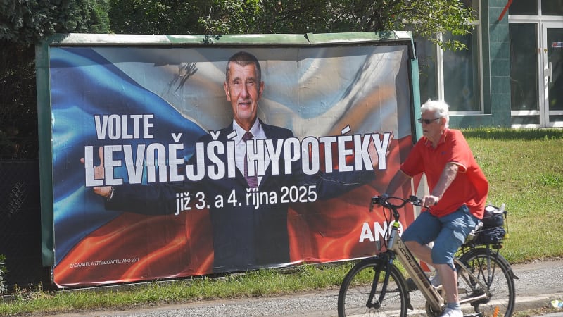 Babiš sliboval levnější hypotéky, přesto stále zdražují. Kdo může za růst nedostupných úvěrů?
