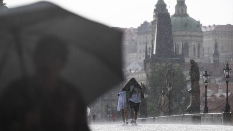 V Česku se citelně ochlazuje, udeří i bouřky. RADAR ukazuje, jak bude u vás