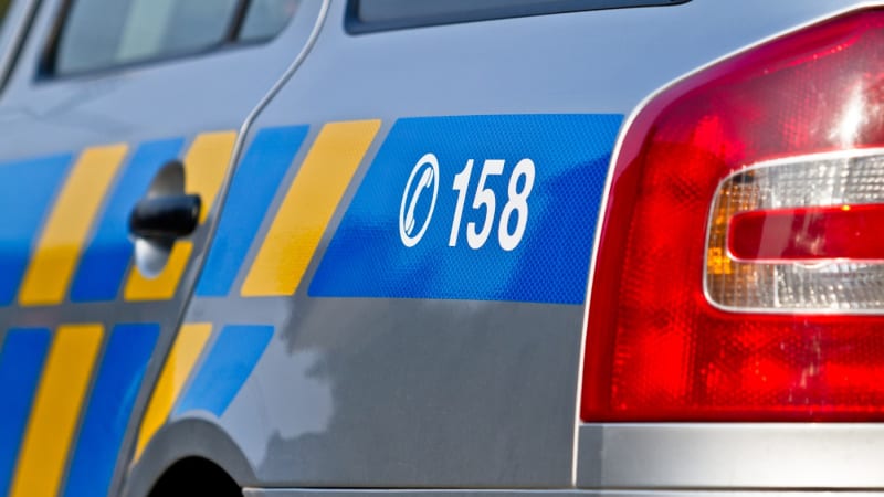 Tragické ráno na Budějovicku: Ženu porazilo auto, zemřela. Policie vydala výzvu