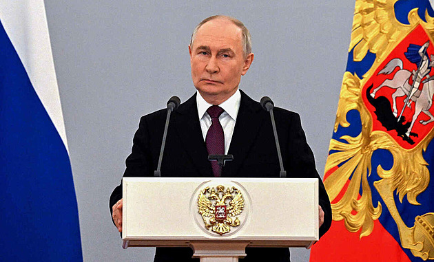 Ukrajinci se útoky snaží destabilizovat ruskou společnost, prohlásil Putin