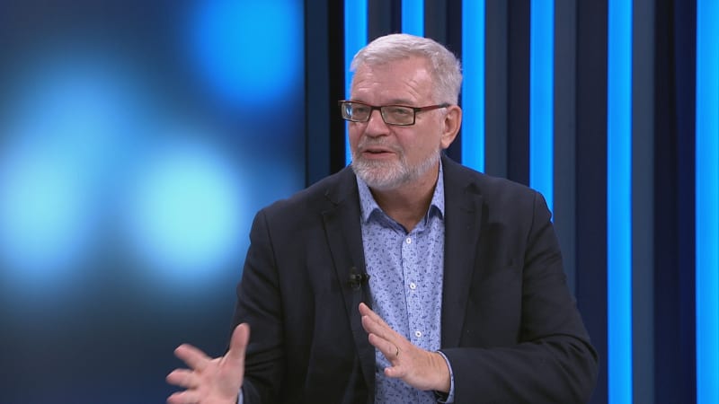 Česko si zadělává na velký průšvih, varuje Buchert. Neví, co bude Pavel na summitu NATO dělat