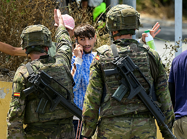 Bilance obětí u Ceuty vzrostla. Při pokusu o přeplavání zemřelo nejméně 77 migrantů