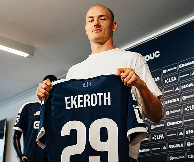 Levý obránce nalezen. Sigma vítá prvního Švéda a Ekeroth se těší: Jsem nadšený!