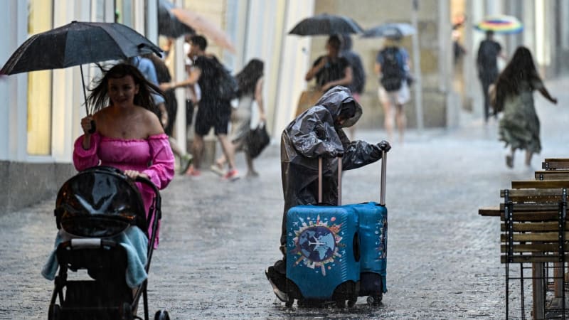 MAPA: Objeví se v Česku bouřky? V jednom místě bude výrazně tepleji. Podívejte se, kde zaprší